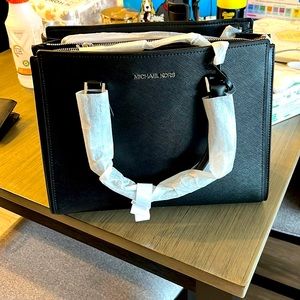 NWT Michael Kors purse